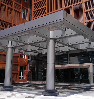 ���岣������